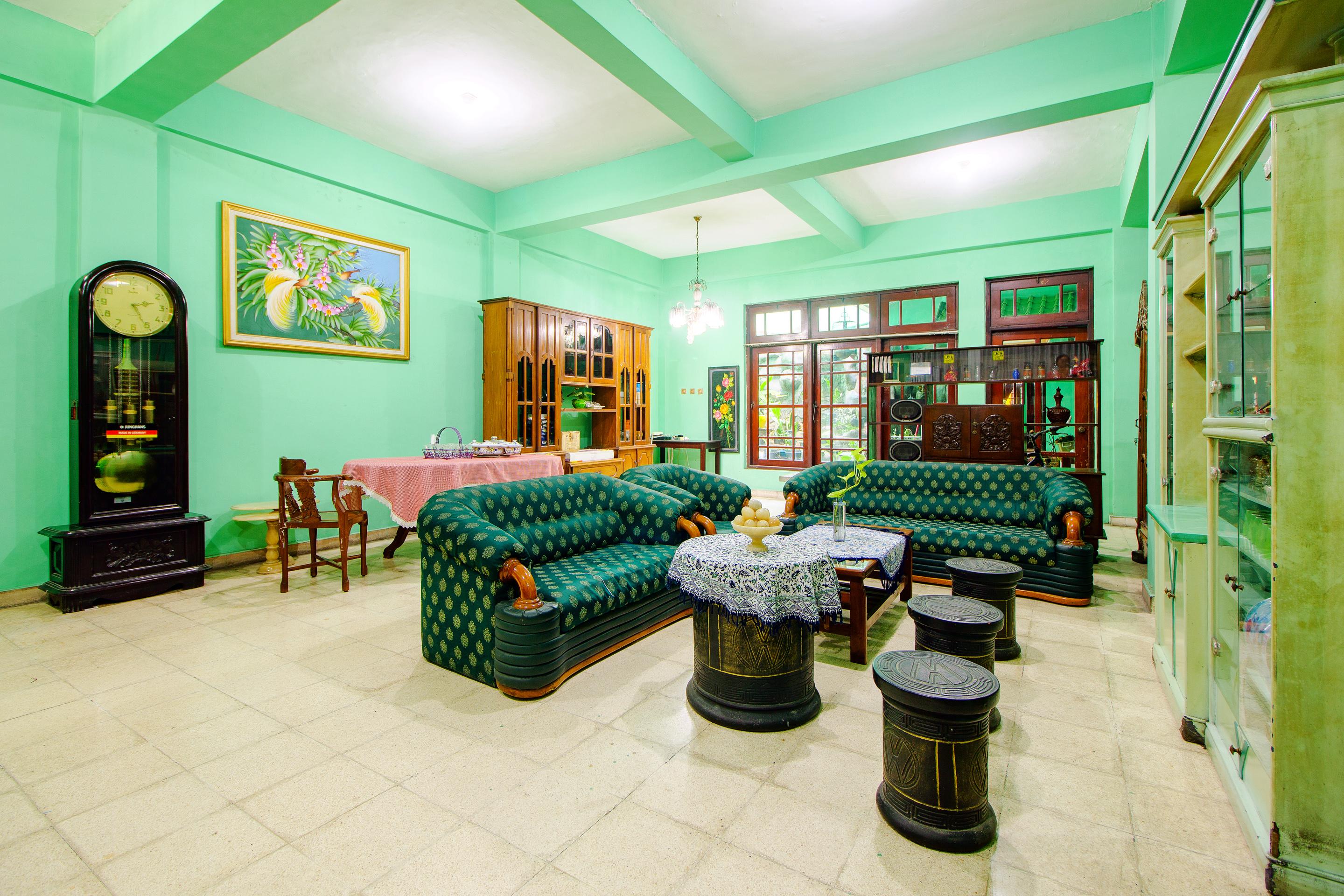 Vaccinated Staff - SPOT ON 2107 Ijo Pupus Syariah Residence Baturetno Exterior foto